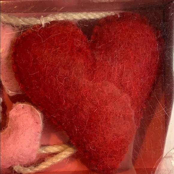 LAST ONE! “Be Mine” Valentine Themed Garland - Picture 2 of 5